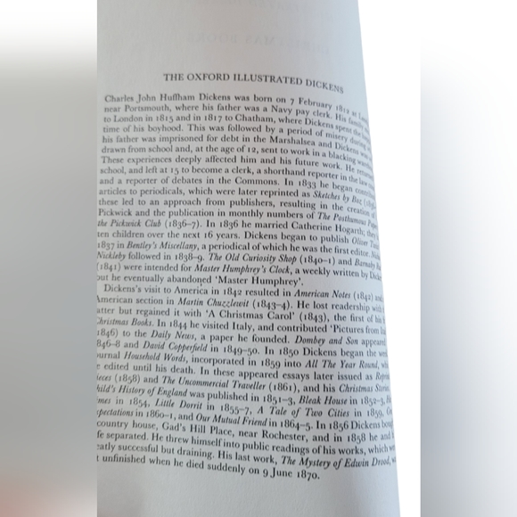 Smithsonian Edition Oxford Illustrated Dickens Christmas Books - Picture 4 of 13